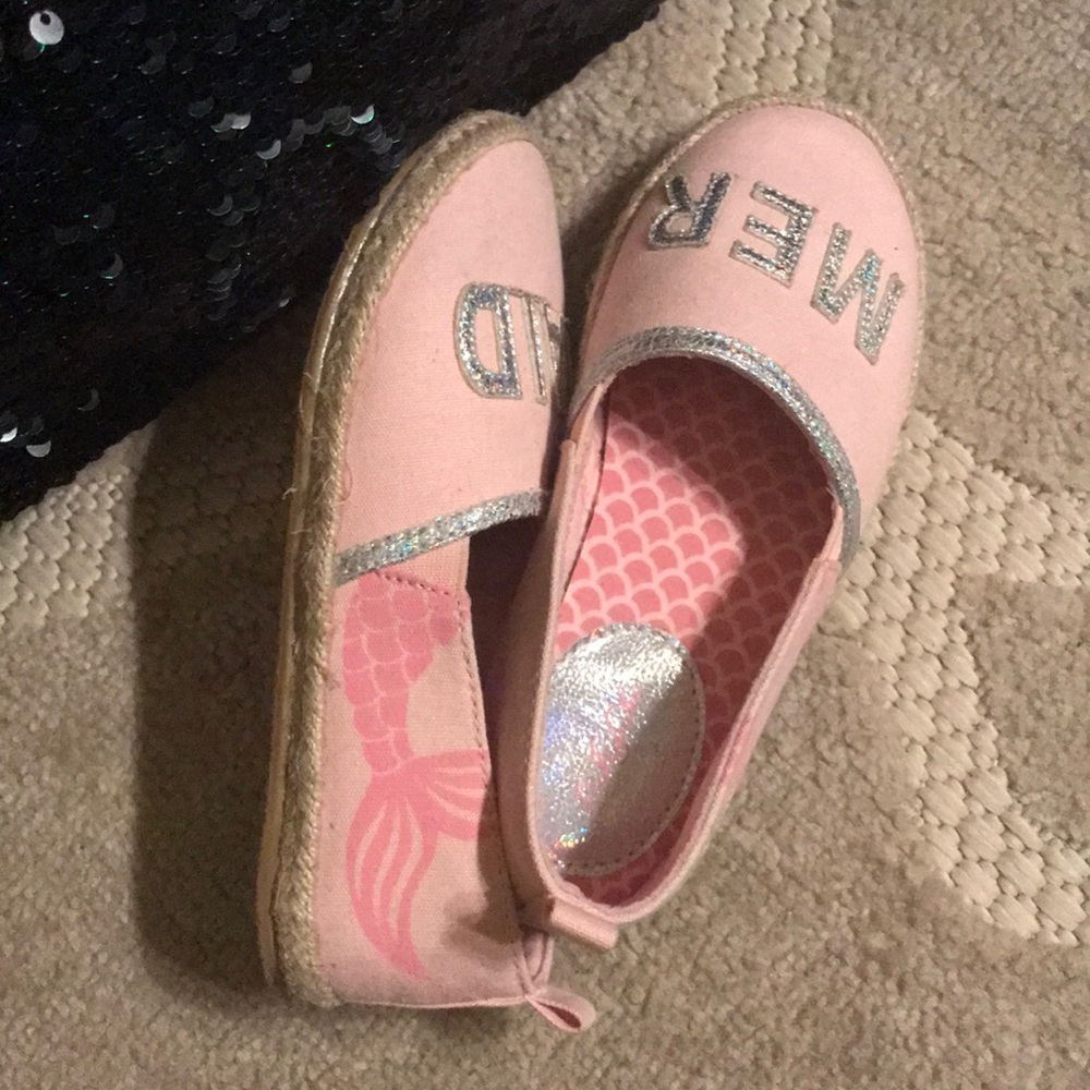 Little Girl Slip On’s - Picture 7 of 7